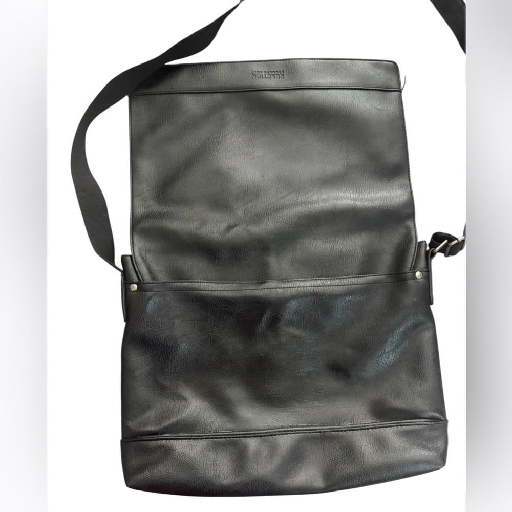 Kenneth Cole Reaction Laptop Grand Tour Business Messenger Tablet Crossbody Bag - Picture 3 of 10
